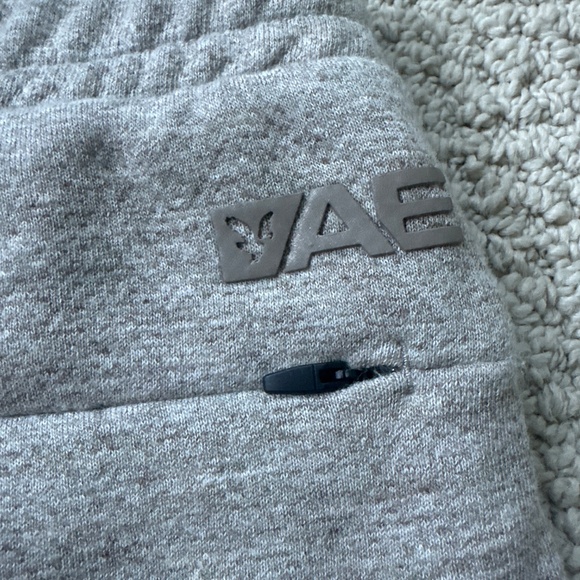 American Eagle 24/7 Jogger Short - Picture 4 of 5